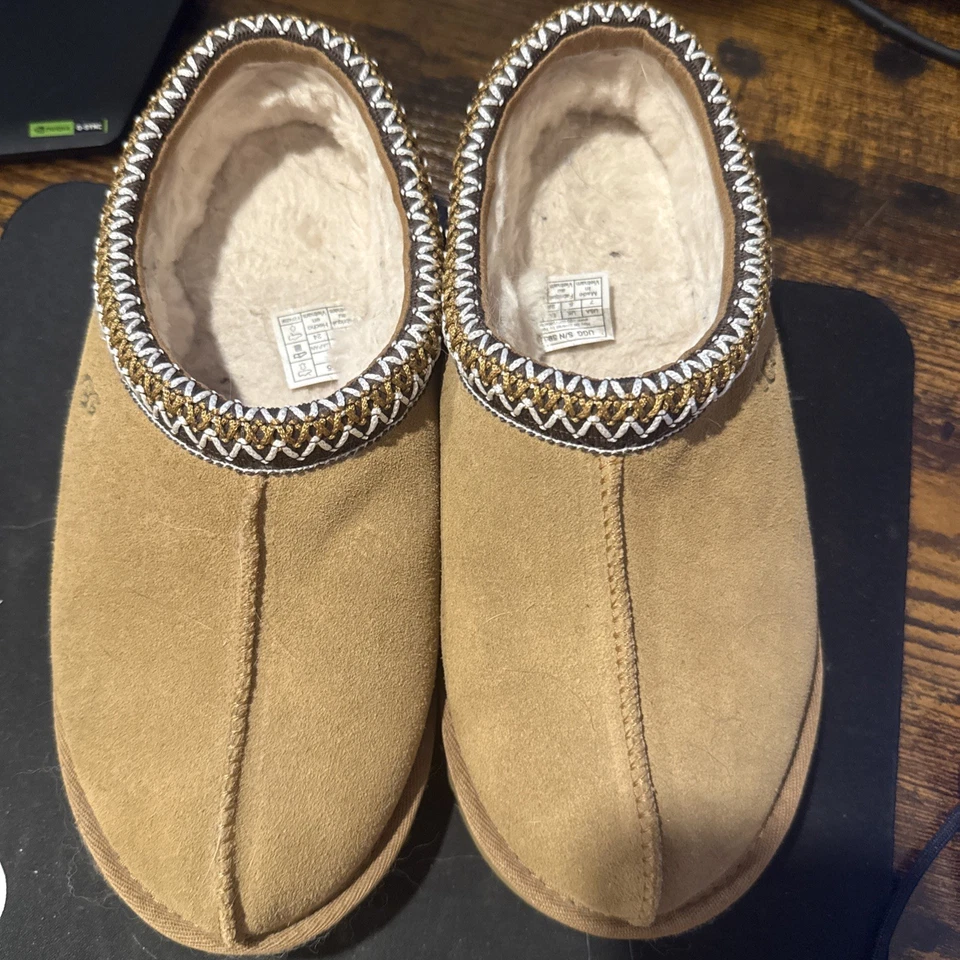 UGG Tasman II Slippers Womens Size 7 Chestnut Brown Suede Sheepskin Clog Comfort - Image 3 of 4