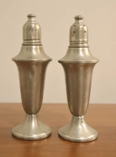 ☑️ Empire Pewter Weighted Salt & Pepper Shakers Glass Lined Screw Top Shaker