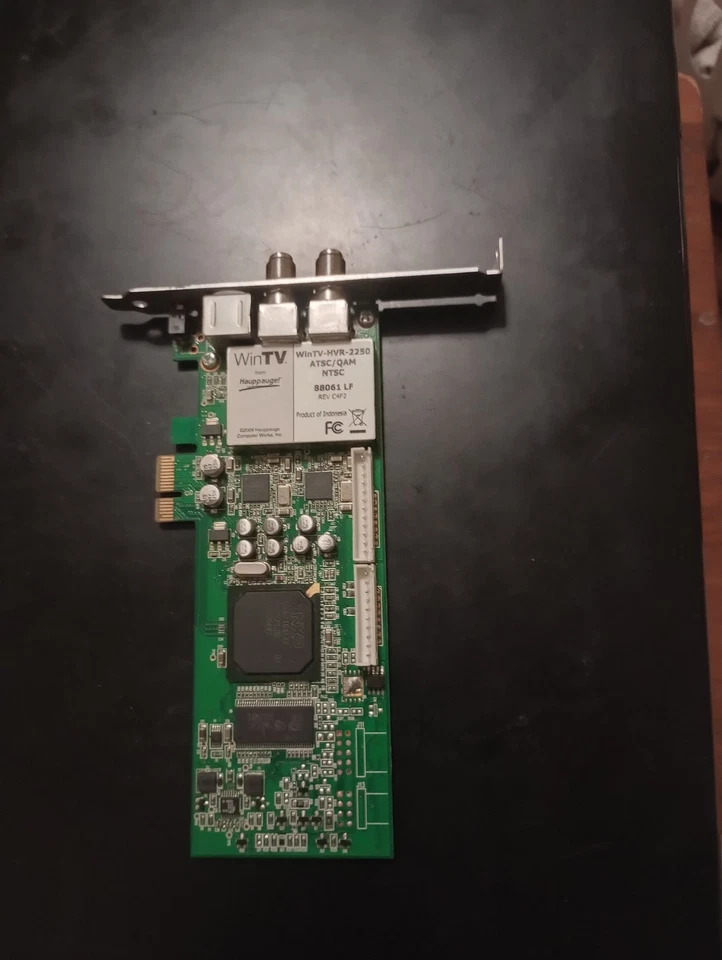 Hauppauge WinTV HVR-2250 Dual Hybrid PCI-E TV Tuner w/ Input Board (Composite) - Image 2 of 4