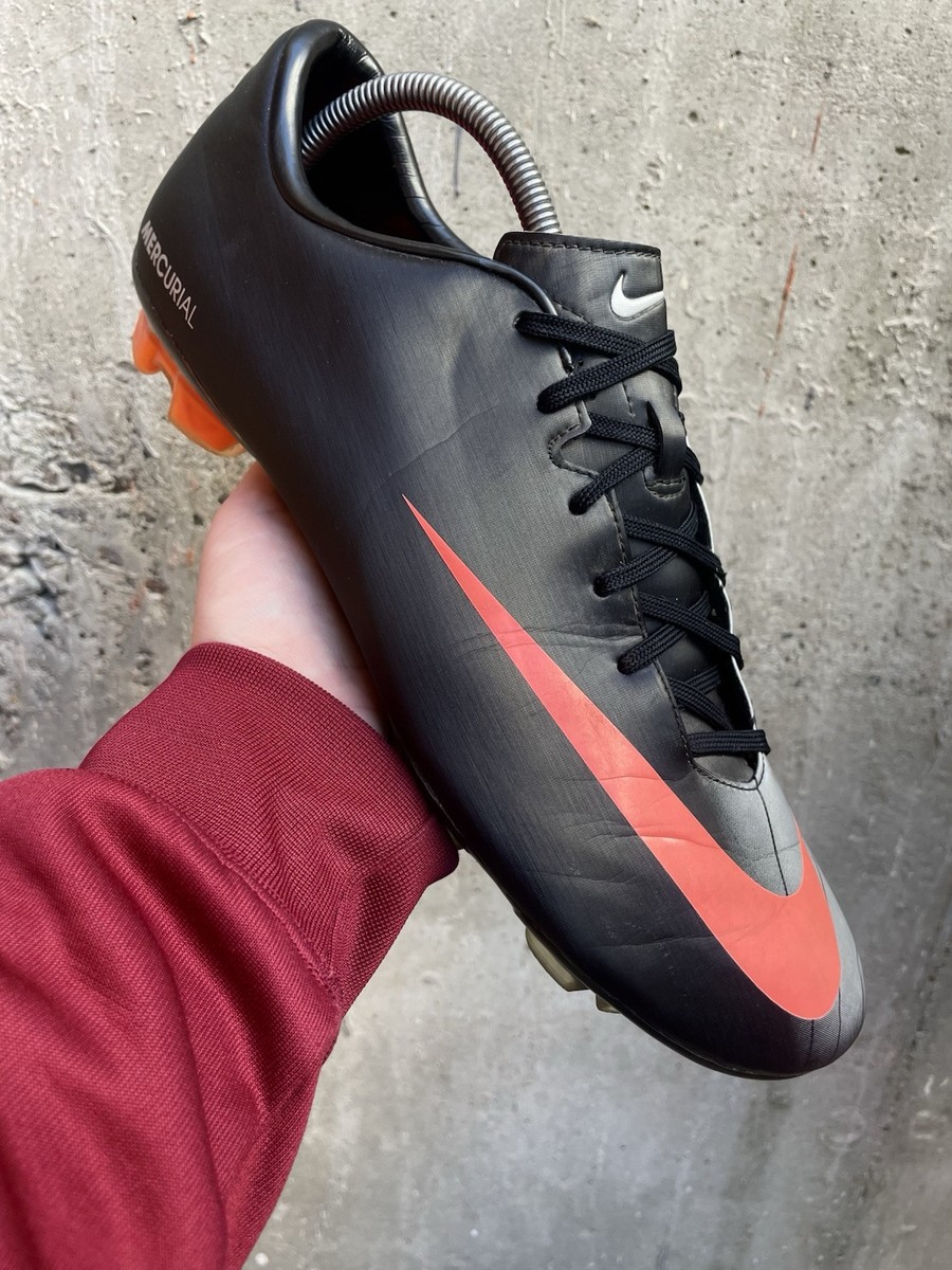 Nike superfly 2  soccer cleats from 2010 made in ?? size 9 hqdefault.jpg main image 2