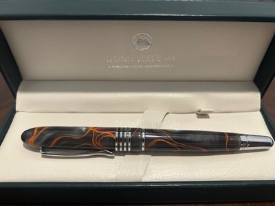 Monteverde Mountain Vesuvio Füllfederhalter - Fein, Mit Chrom-Akzenten & Edlem Lavadesign