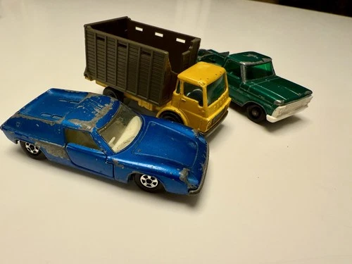Lesney Matchbox Cars Vehicles Lot of 3: Kennel Truck, Lotus and Cattle Truck