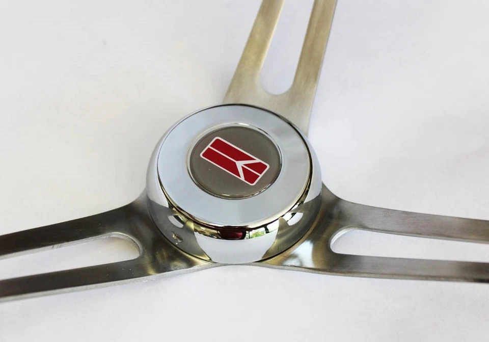 Oldsmobile Cutlass 442 Delta 1967 volante de madera 15" alto brillo con remaches Foto 3 de 4