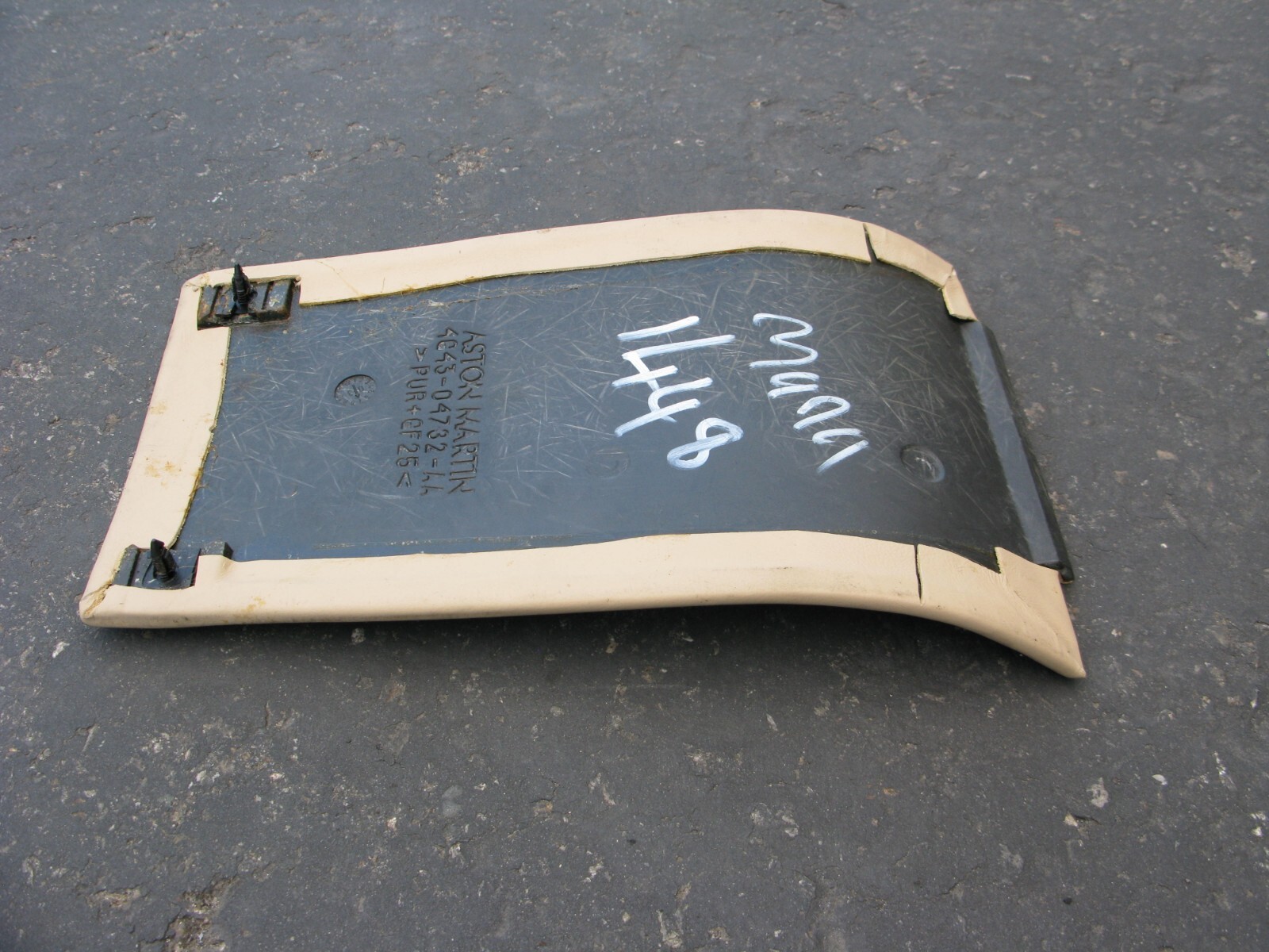 Aston Martin DB9 Rear Panel Console Molding Assembly 4G43-04732-AA