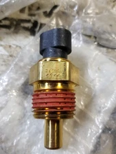 OEM Q21-1002 HONEYWELL PACCAR TEMPERATURE SENSOR Q211002