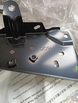 Genuine Mazda 2 Front Fender Stay Bracket Left Side D0ZH522R0A for
