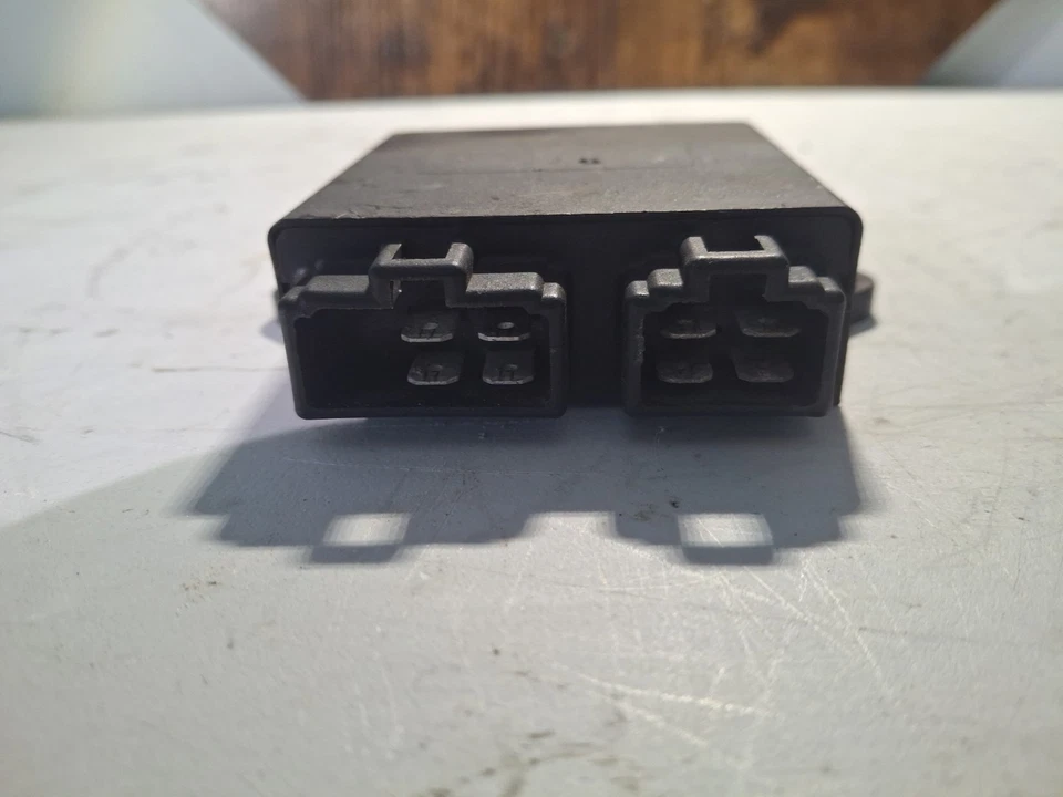 83 HONDA NIGHTHAWK 550 CB550SC IGNITER CDI CONTROL UNIT BOX - Image 2 of 4