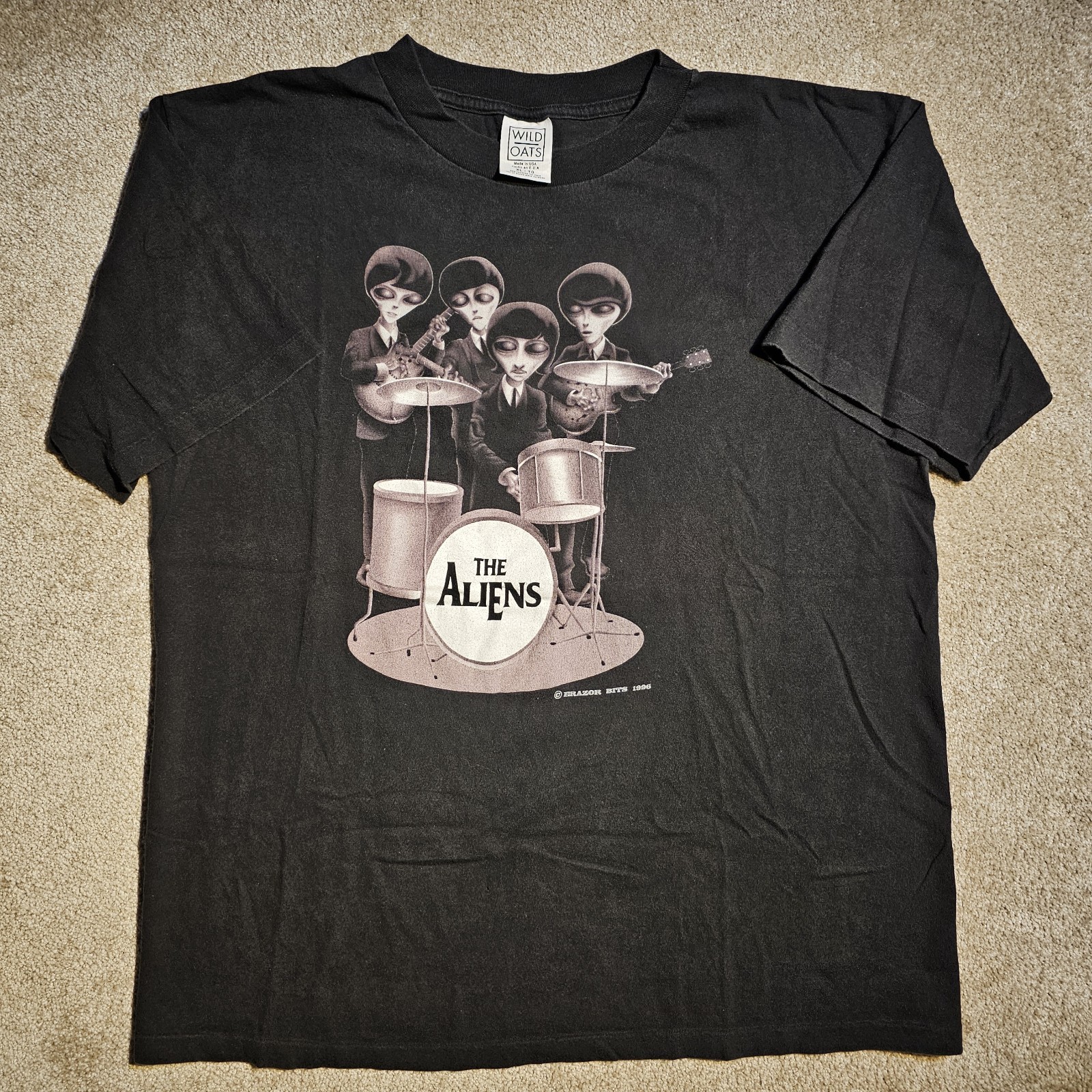 Vtg 1996 The Aliens Beatles Parody Mens XL T-shirt ERAZOR Indie Emo 90s UFO Rave