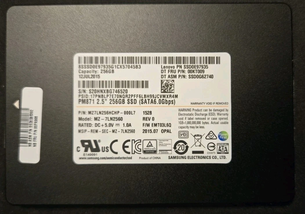 Samsung SATA III 2.5 in Form Factor 256 GB Internal Hard Disk