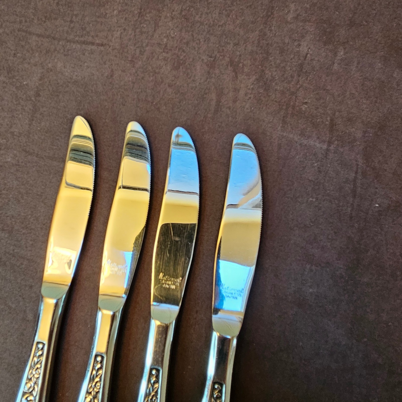 Vtg National Stainless ANTIQUA Glossy Flatware 8 ¼” Dinner Knife Lot of 4 Knives