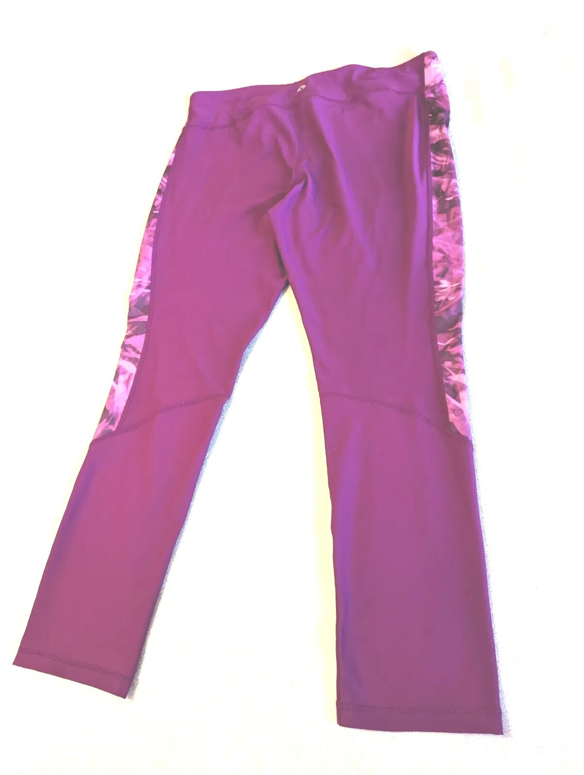 Xersion Womens Capri Leggings XL Performance Fitted Purple Floral