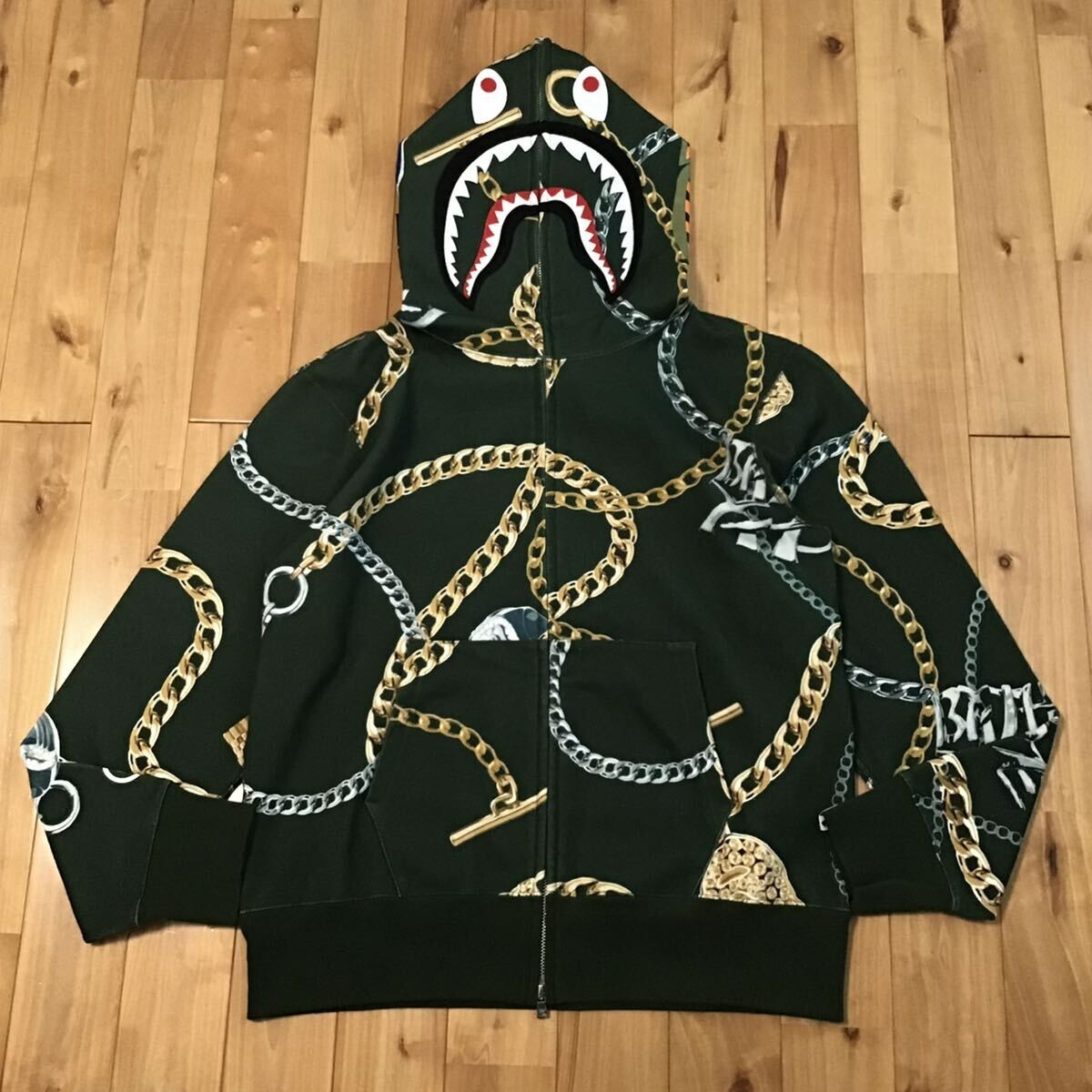 【A BATHING APE】3色展開 PALM TREE CAMO SHARK FULLZIP HOODIE A BATHING APE PALM TREE CAMO RELAXED FIT SHARK FULL ZIP