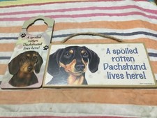 A SPOILED ROTTEN ROTTEN DACHSHUND LIVES HERE DOOR HANG  10  WOODEN SIGN