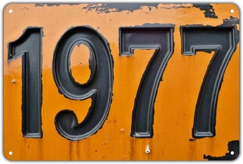 1977 Number Tin Metal Signs Home Décor, Vintage 1977 Year print Aesthetic Room D