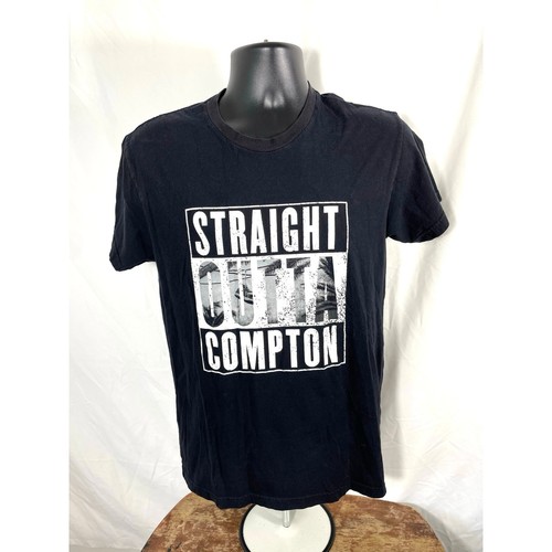 Straight Outta Compton Graphic Tee M