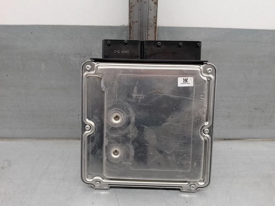 3R0907115A CENTRALINA MOTORE / BOSCH / 0261S02726 / 4947193 PER SEAT EXEO BERLIN - Immagine 2 di 4