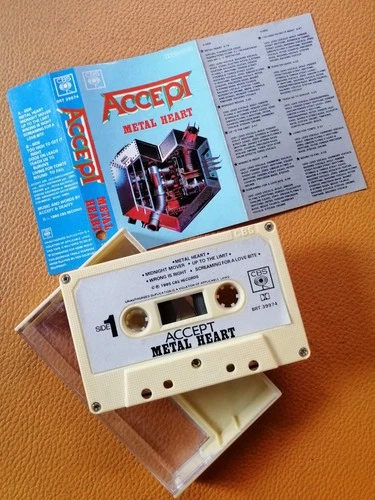 ACCEPT [ METAL HEART ] ORIGINAL CASSETTE THAILAND RARE EDITION CBS