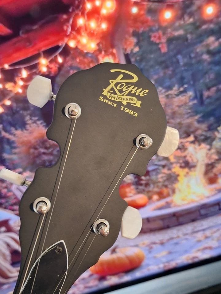 ROUGE 5 String Banjo (includes soft side gig bag) - Image 3 of 4