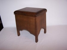 Vintage Unbranded Wooden Shoe Shine Box Cast Iron Foot Rest w/ Supplies