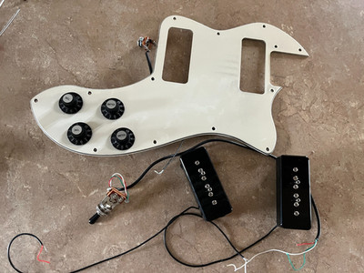 2011 Fender Modern Player guitar pickguard pots pickups set