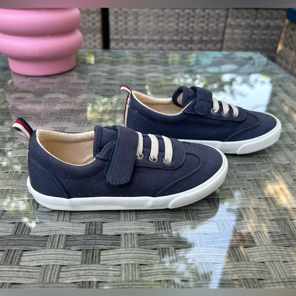 Old Navy Canvas Navy Blue Sneaker Red/White Stripe Kids Size 10 - Image 2 of 4