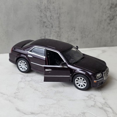 NewRay 1/34 Diecast 2004 Chrysler 300C Hemi Maroon Doors Open 5-3