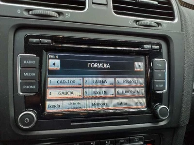 3C8035195 SYSTÈME AUDIO / RADIOCD / 1365843 POUR VOLKSWAGEN GOLF VI 5K1 ADVANC - Photo 1/4