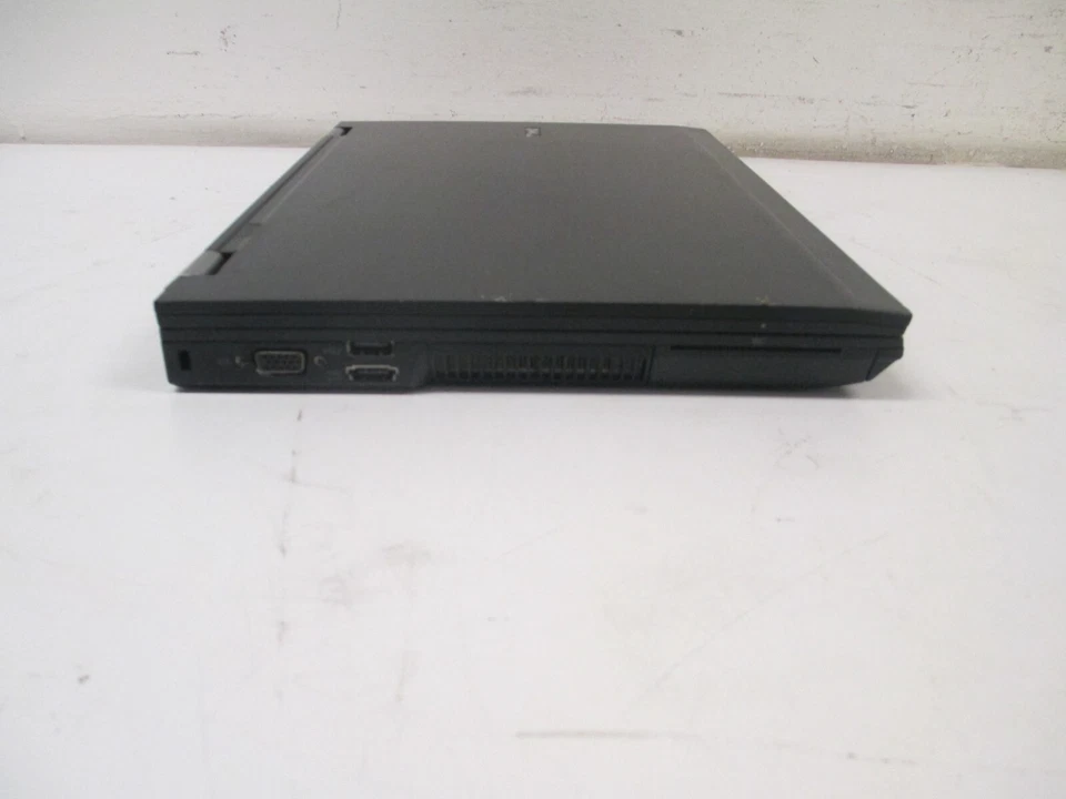 Dell Latitude E6400 Core 2 duo @2.53 GHz 4GB RAM No HDD No OS *Bad Keyboard* - Image 4 of 4