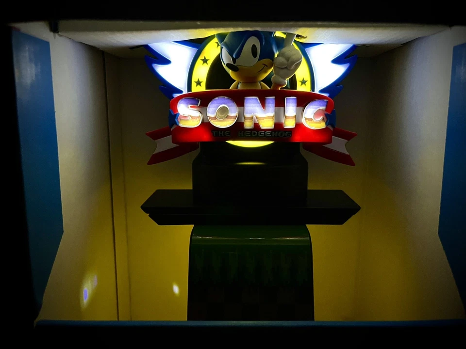 2023 Classic Sonic the Hedgehog Light-Up Ikon LED Controller/Phone Holder - Image 4 of 4