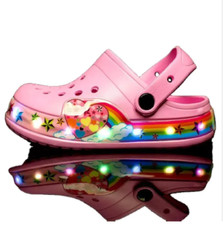 11 US-31 EU. New Breathable Soft Children's Flashing Lighting LED Shoes.