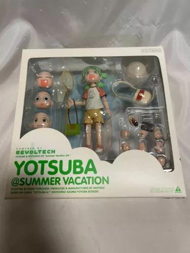 Kaiyodo Revoltech DX Yotsuba&! Yotsuba Summer Vacation Set PVC Figure