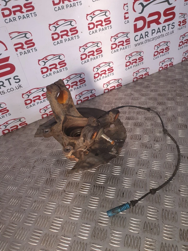 BMW X3 FRONT HUB KNUCKLE E83 PASSENGER NSF 2.0 DIESEL 2004 - 2010 - Image 4 of 4