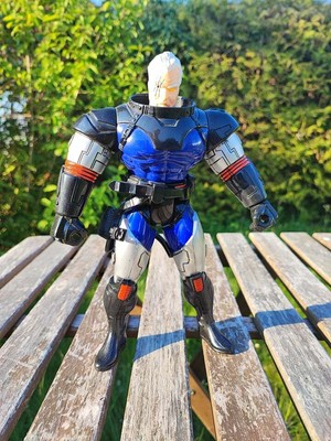 MARVEL UNIVERSE X-MEN CABLE (SPACE SUIT) 10 INCH / TOY BIZ 1997