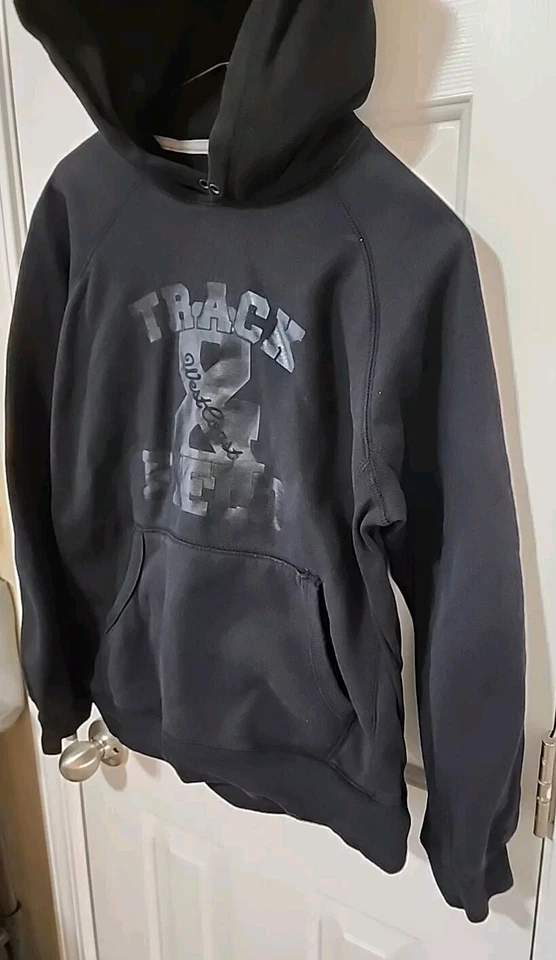 Sudadera con capucha gráfica Old Navy Track & Field West Coast negra juvenil talla 14 (XL) para niño Foto 3 de 4