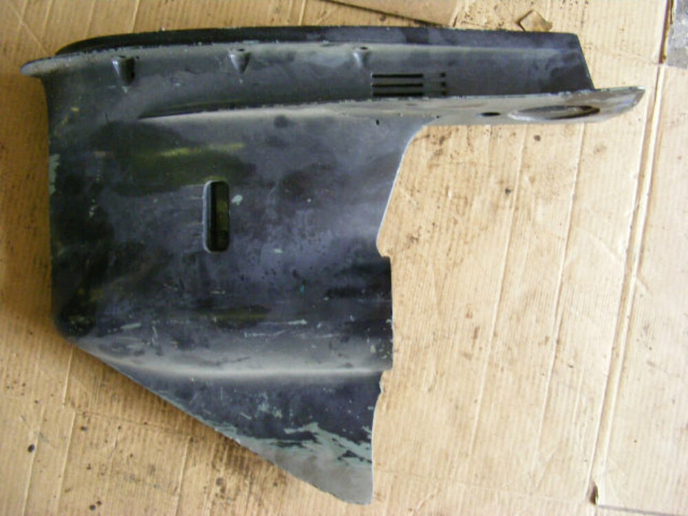 Yamaha 2 Stroke 3.1-3.3 Lt & F 200-225 Lower Unit Housing 61A