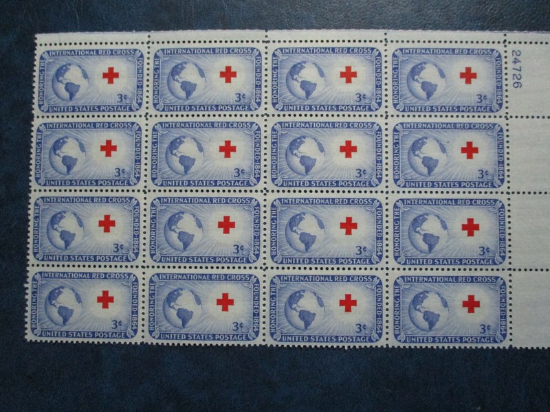 INTERNATIONAL RED CROSS : plate block of 16 US Stamps  #1016