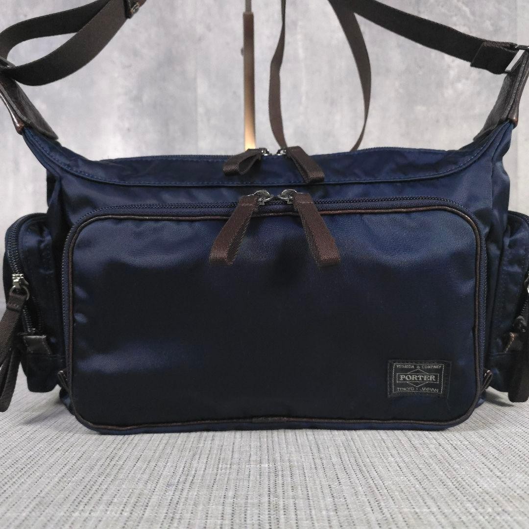 Level PORTER PLAN Shoulder Bag - image 2