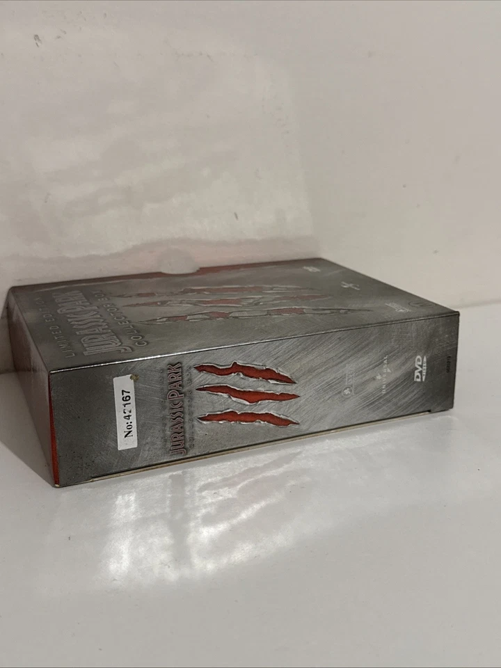 Jurassic Park Limited Edition DVD Collector Box Trilogy Number 42167 Region 4 - image 2 of 4