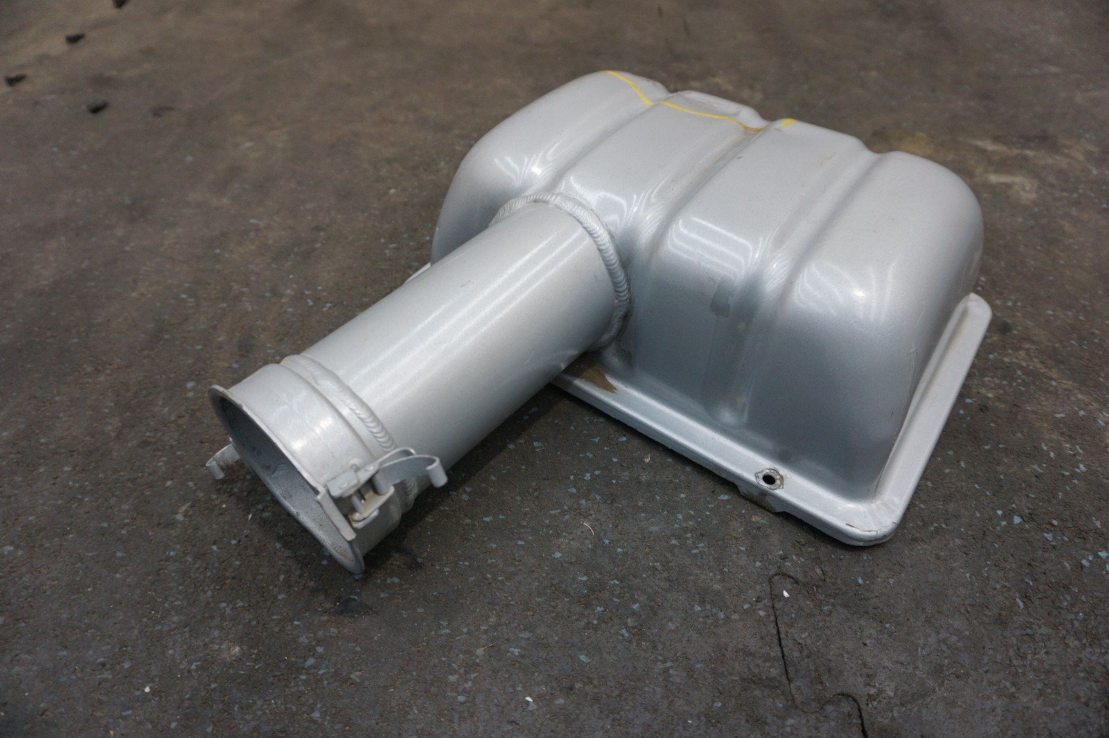 Left Air Cleaner Filter Box Top Lid Cover 184877 Ferrari 360 Spider 2005 *Note*