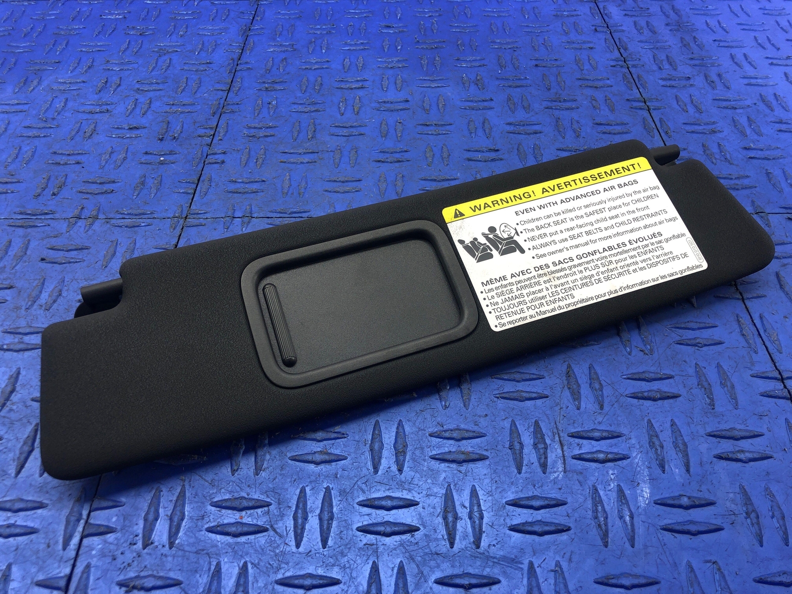 2008-2015 AUDI R8 FRONT LEFT BLACK SUN VISOR 420857552A25M OEM 2009 2010 2011