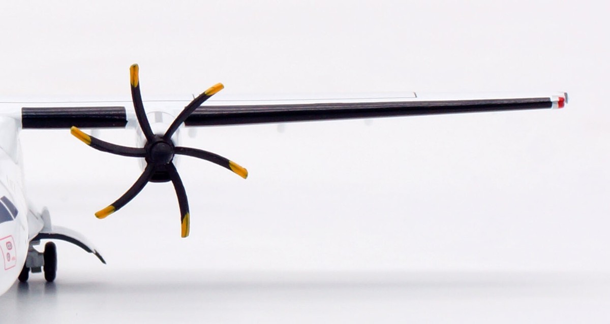 JC Wings 1:200 Japan Air Commuter JAL ATR42-600 Diecast