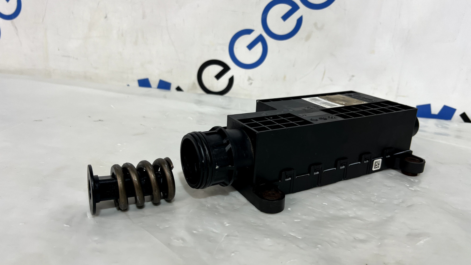 PARKING BRAKE CONTROL ACTUATOR OEM 13-20 MASERATI QUATTROPORTE S GHIBLI S