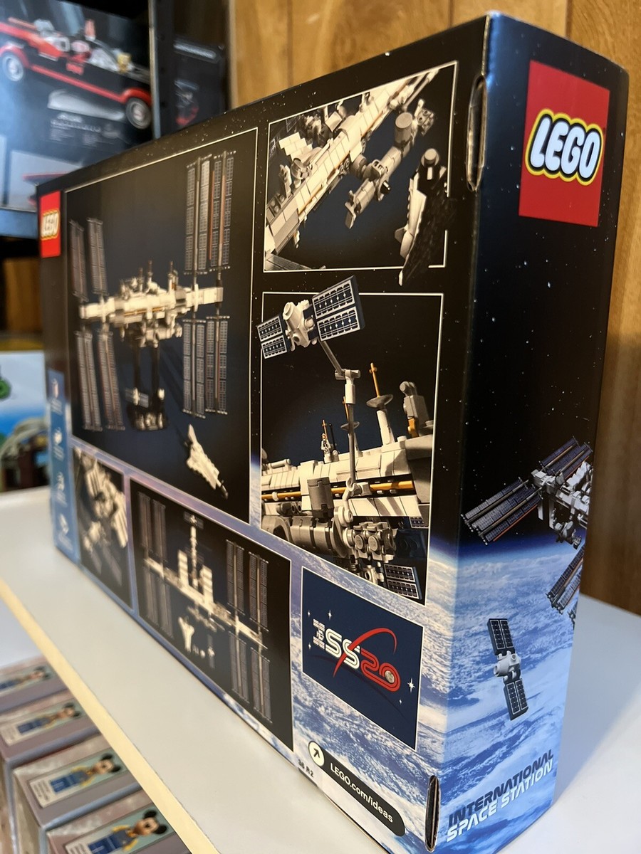 LEGO Ideas: International Space Station (21321) RETIRED