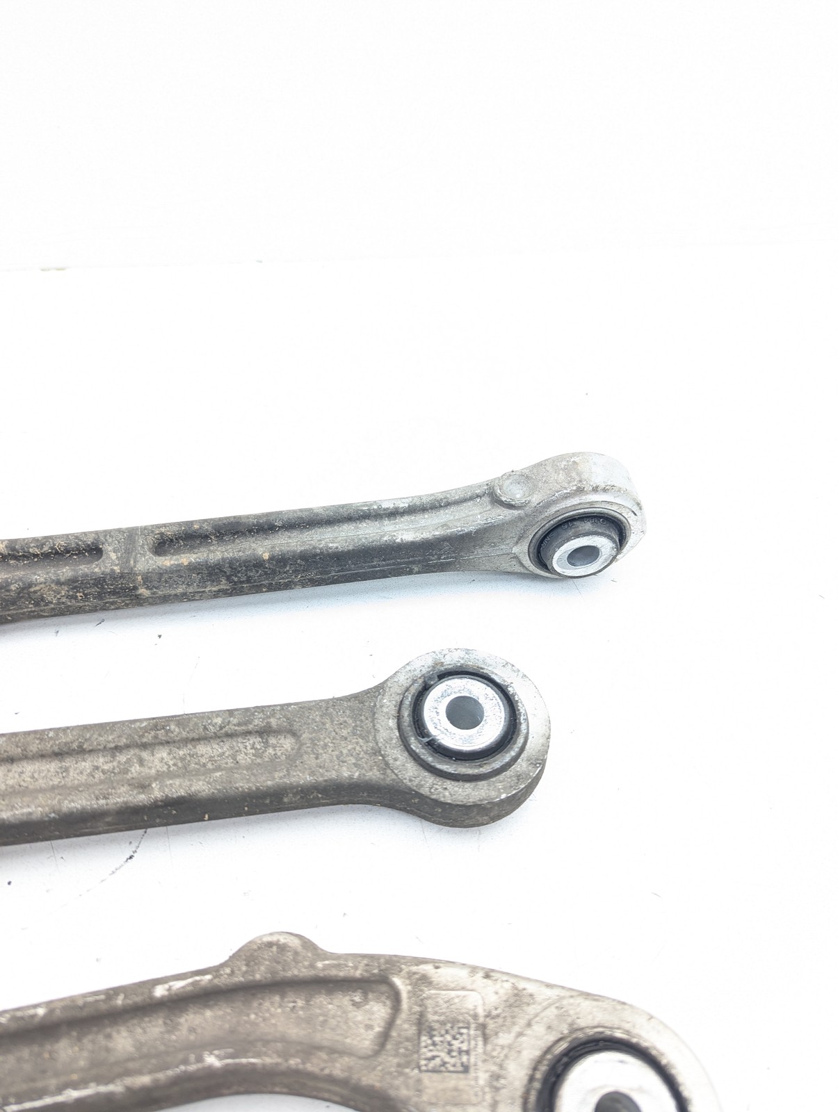 2014 Maserati Quattroporte M156 AWD Rear Driver Control Arm Set OEM