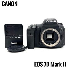 Canon EOS 7D Mark II Digital SLR Camera Excellent Condition Low Shutter Count