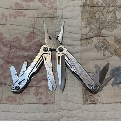 Leatherman Stainless Steel Wingman Multi Tool Scissors Knife Plier
