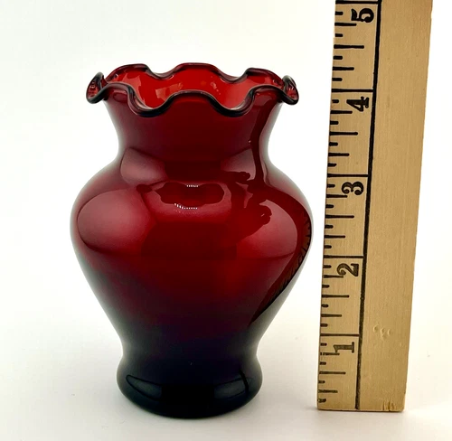 Vintage Anchor Hocking Royal Ruby Red Ruffled Edge Small Vase 4.25"H GREAT GIFT!