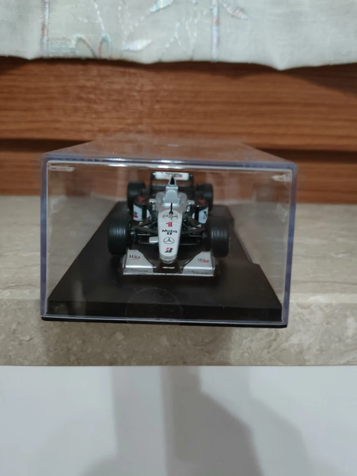 McLaren F1 Mercedes MP4/14 - 1999 - Immagine 2 di 3