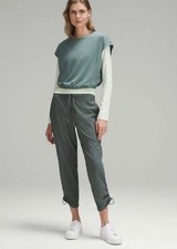 Lululemon Dance Studio Green Mid-Rise Cropped Pant Womens 4 Ruched Drawstring