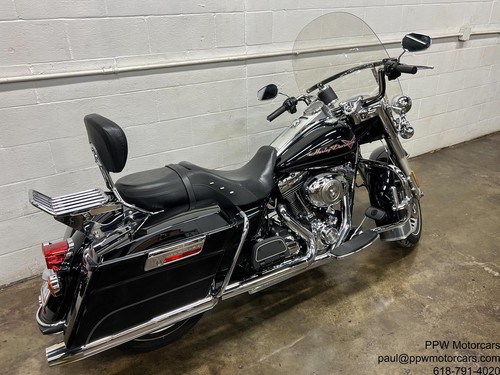 2009 Harley-Davidson Touring - Picture 9 of 11